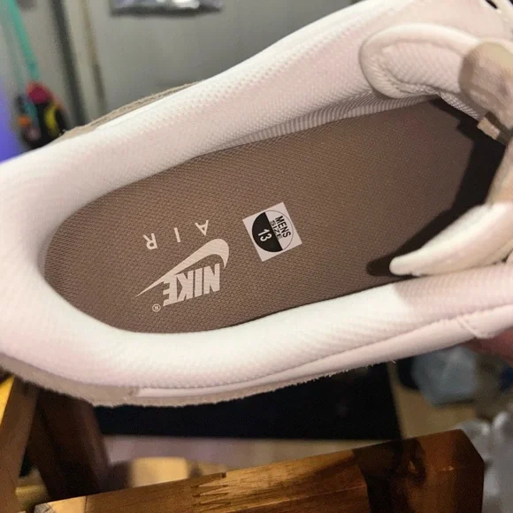 BRAND NEW WITHOUT TAGS NEVER WORN MENS AIR FORCE 1 KHAKI AND COCONUT SIZE 13 - Picture 4 of 8